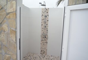 Shower, hair dryer, towels - Villa 'Nala' with Pool and Wi-Fi (Mazarrón)