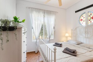 2 camere, ferro/asse da stiro, Wi-Fi gratuito, lenzuola