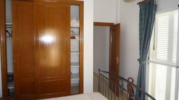 3 dormitorios, wifi gratis, ropa de cama