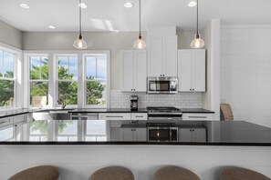 Fridge, microwave, oven, stovetop - 30A Home-Close to Pool-Golf Cart-Close 2 Beach (Santa Rosa Beach)