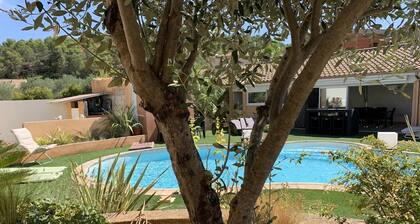 A haven of peace between land and sea