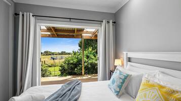 2 chambres, fer et planche Ă repasser, Wi-Fi, draps fournis