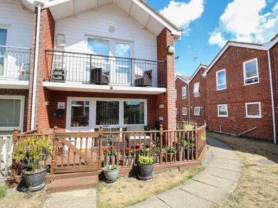 30 The Waterside Holiday Park