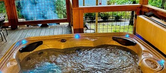 Mountain View Home • Hot Tub, Game Room, Fire Pit, Pizza Oven 