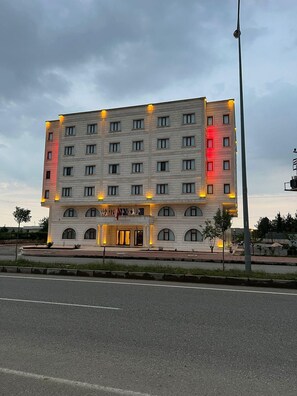 Fachada de la propiedad