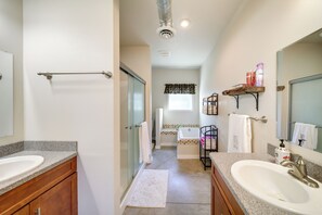 Hair dryer, towels