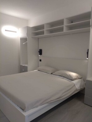 2 sovrum, strykjärn/strykbräda, resesäng och gratis wi-fi