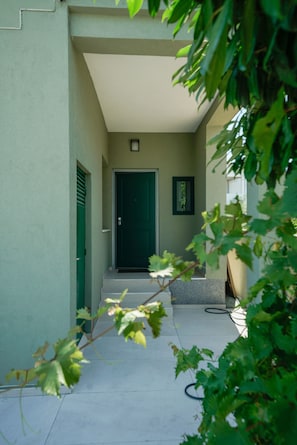 Apartment, Multiple Beds | Exterior