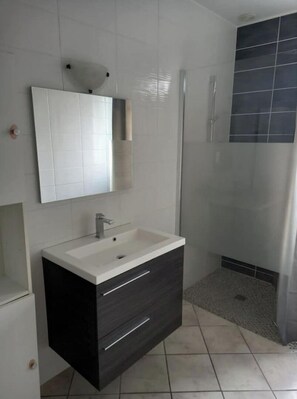 Shower, hair dryer