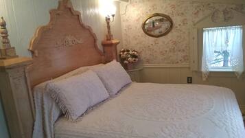 Bügeleisen/Bügelbrett, Internetzugang, Bettwäsche