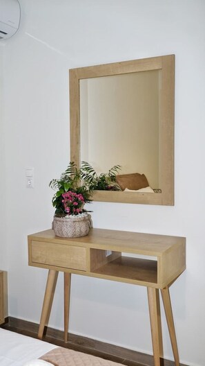 3 habitaciones, tabla de planchar con plancha y wifi gratis 