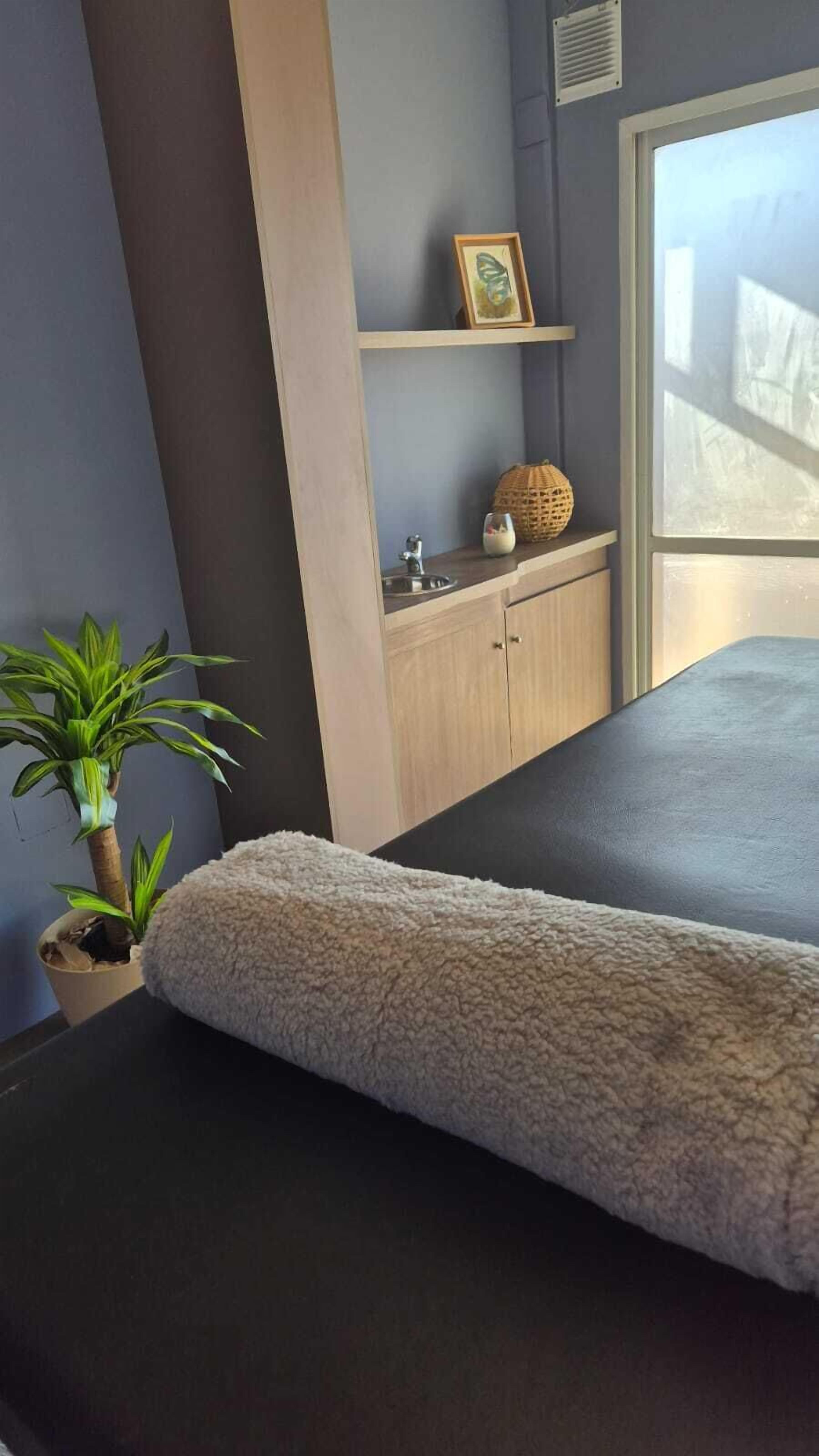 Sauna, bain à remous, hammam, massages aux pierres chaudes