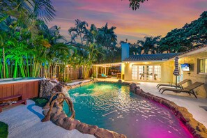 Outdoor pool, a heated pool