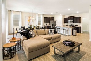 Televisión y oficina 