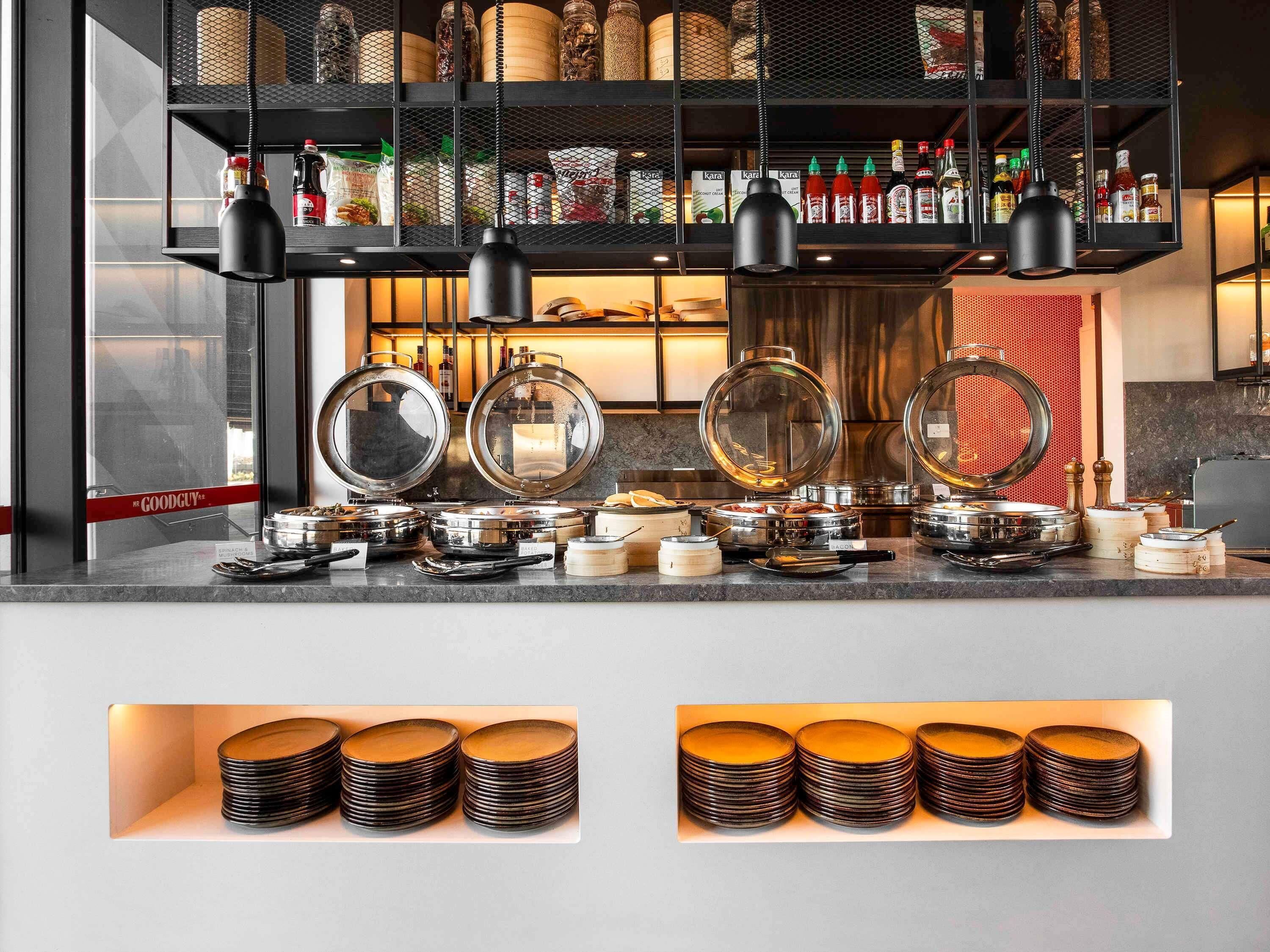 Café da manhã com buffet todos os dias (AUD 35 por pessoa) 