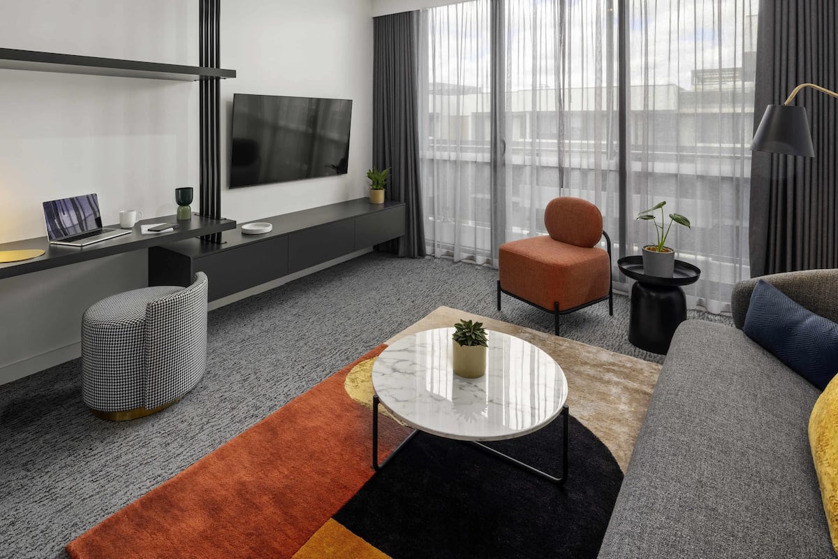Memory-foam beds, in-room safe, desk, laptop workspace