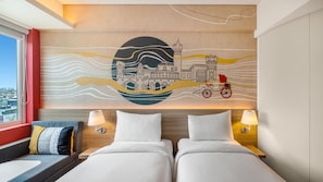 Minibar, in-room safe, desk, laptop workspace - Ibis Bengaluru Hebbal (Bengaluru)