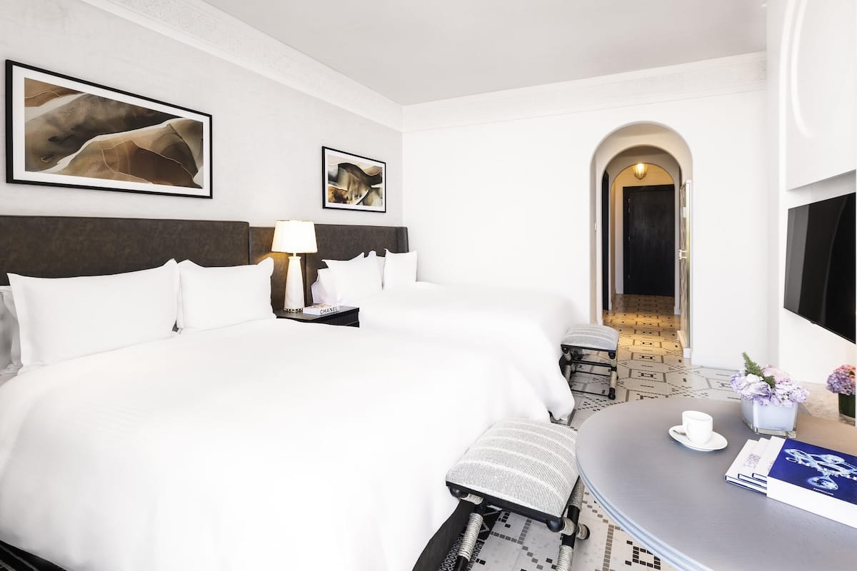 Fairmont Gold, Room, 2 Queen Beds, Balcony