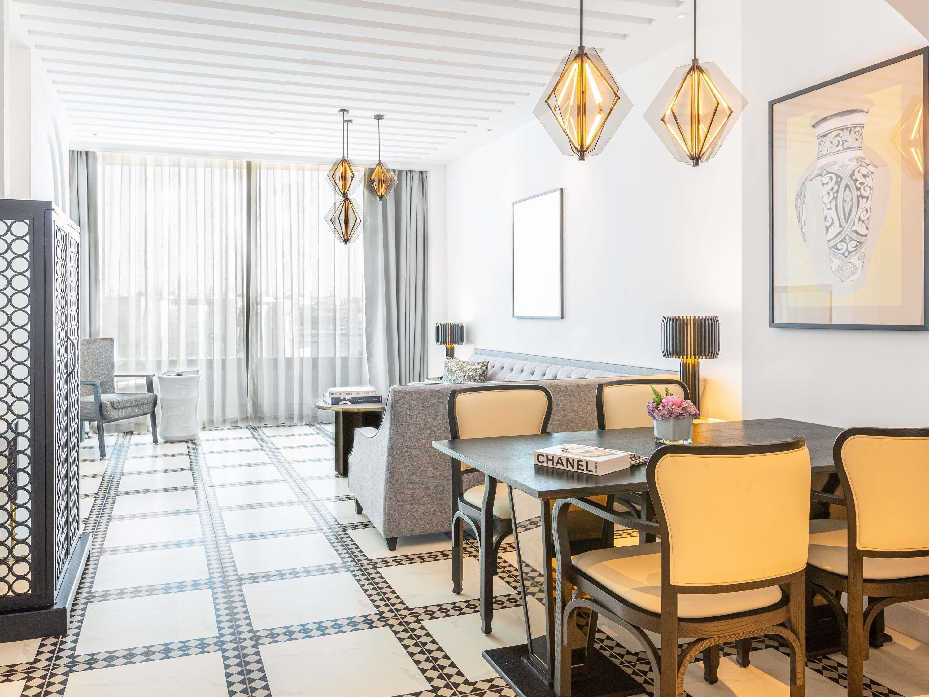 Premium bedding, pillow-top beds, minibar, in-room safe