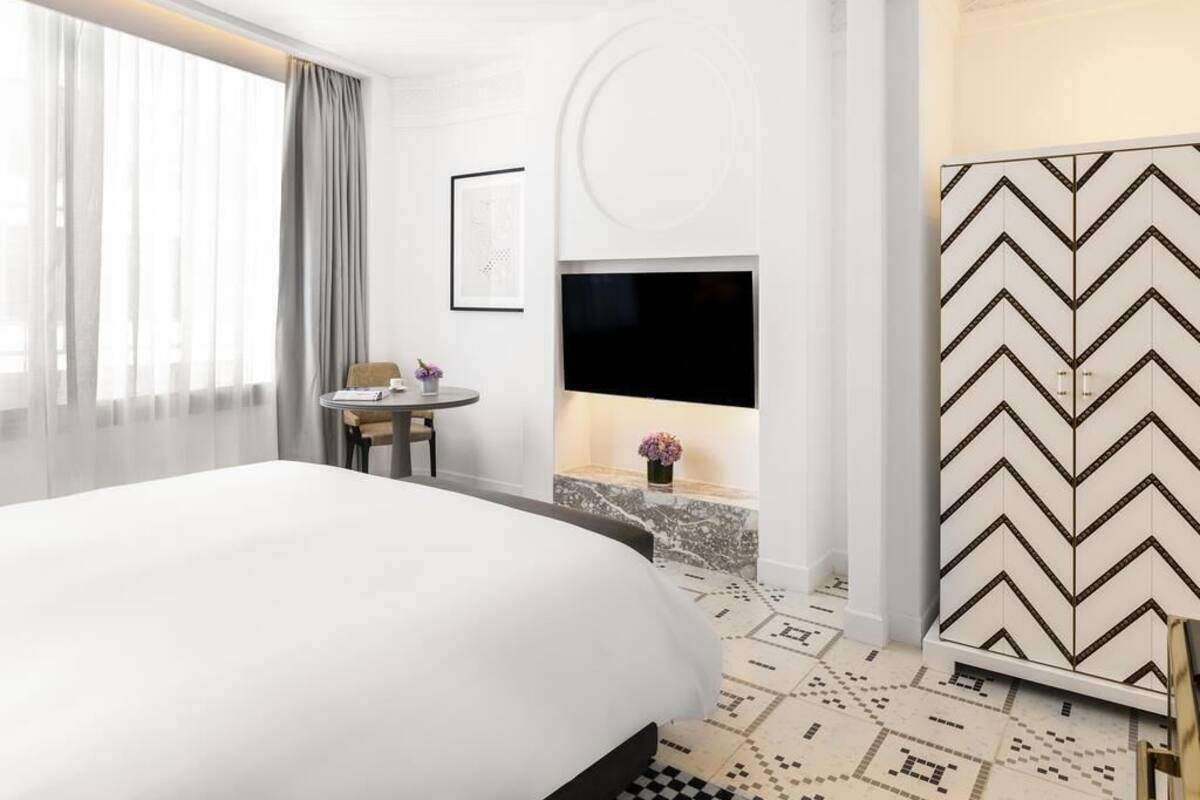 Fairmont, Rom, 1 kingsize-seng | Sengetøy av topp kvalitet, senger med overmadrass og minibar