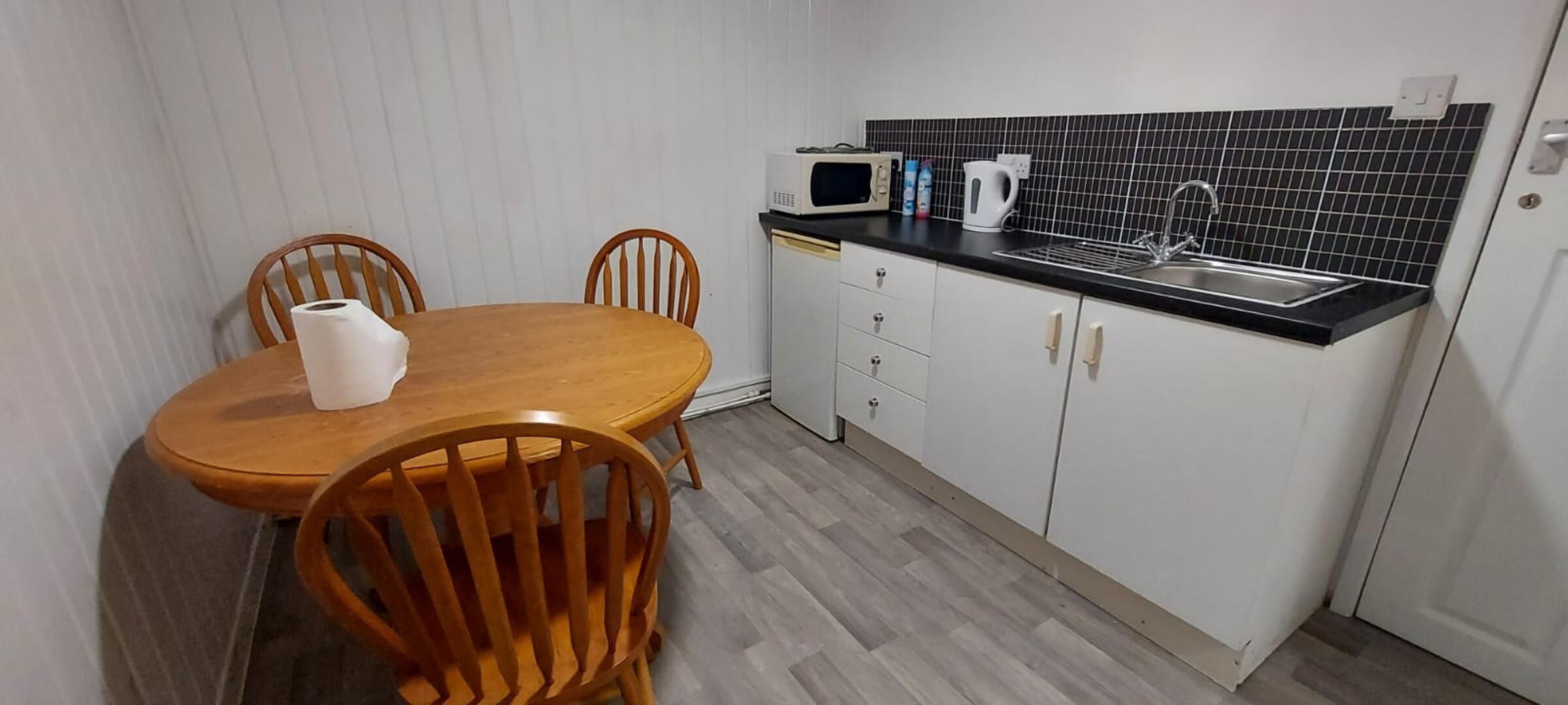 Apartment | Private kitchen | Fridge, microwave, electric kettle