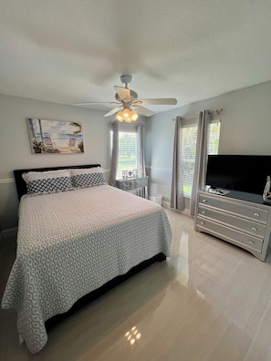 3 bedrooms, desk, iron/ironing board, free WiFi
