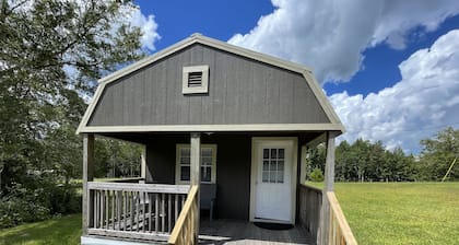 Anna Kay's Lake Chalet
