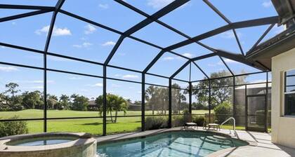 Beautiful Home with Pool on Golf Course in Lely