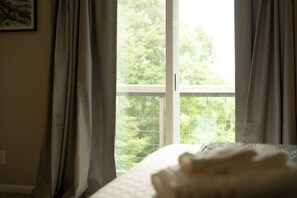2 chambres, fer et planche à repasser, lit parapluie, Wi-Fi gratuit