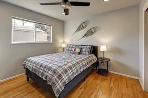 4 habitaciones, tabla de planchar con plancha, cuna de viaje y wifi 