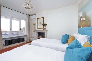 3 bedrooms, iron/ironing board, travel crib, free WiFi