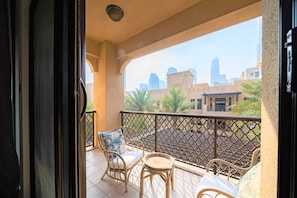 Apartment (2 Bedrooms) | Balcony view - Luxury 2bedroom in Dubai Downtown - Burj Views (Dubai)
