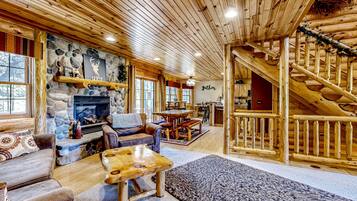 TV, peis og fotballspill