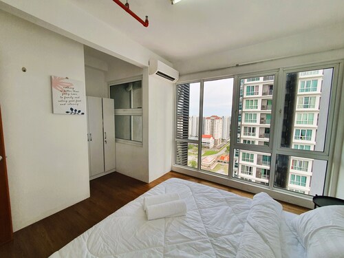 Jom La @ 2 Rooms De Centrum (Netflix) Bangi, Kajang