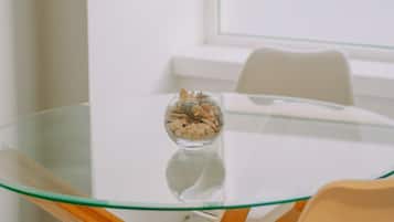 Standaard appartement, en-suite badkamer | Dineren