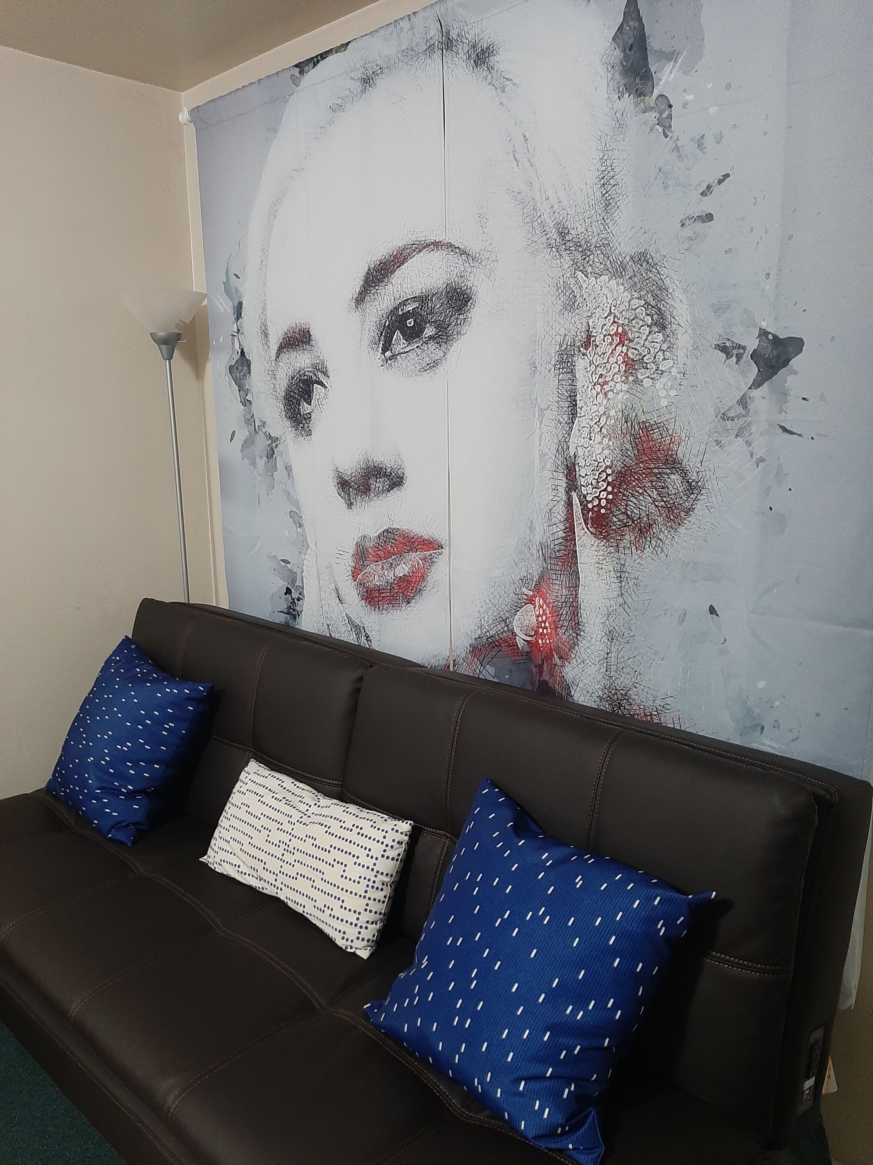 The Signature Room: 1 Queen Bed, 1 Sofa Bed, Non-Smoking, CORP RATE | 獨特設計、獨特裝修、書桌、手提電腦工作空間