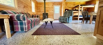 Cabin with beautiful acreage bordering Manistee National Forest