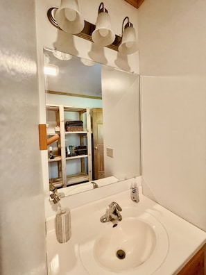 Shower, towels, toilet paper