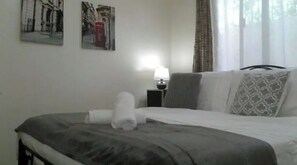 2 bedrooms, WiFi, bed sheets