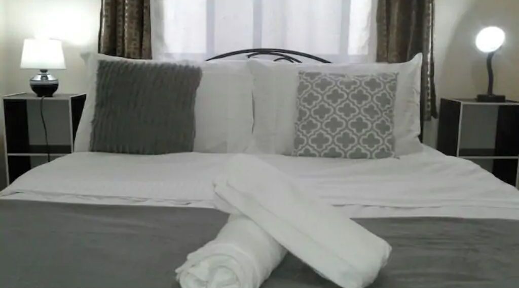 2 室のベッドルーム、WiFi、ベッドシーツ