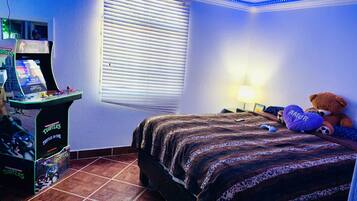 4 bedrooms, free WiFi