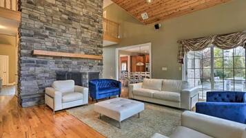 Smart TV, fireplace, foosball, table tennis