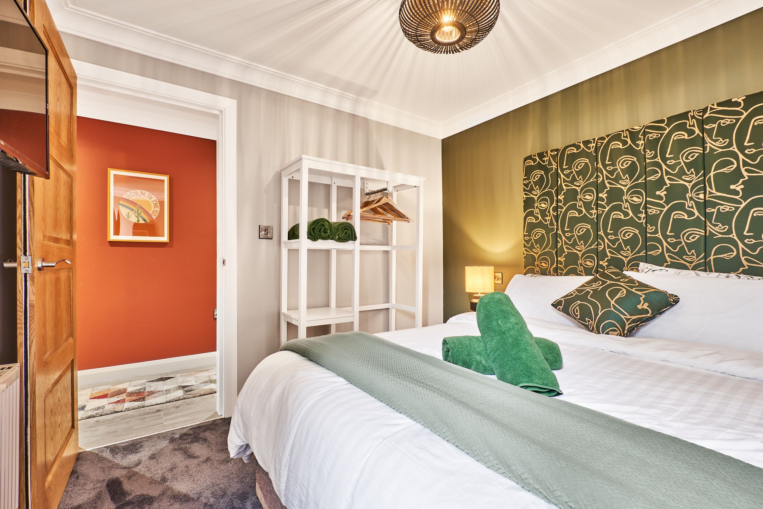 Iron/ironing board, free WiFi