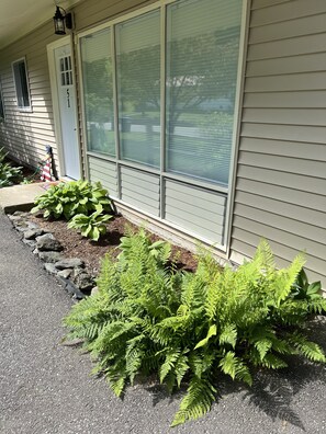 Exterior detail - Welcome home in a welcoming town! (Littleton)
