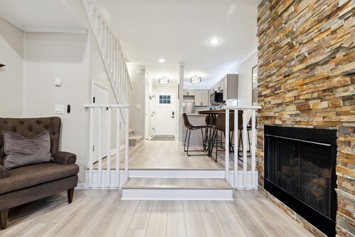 Quiet Mountain Home with Fireplace, A+ Location