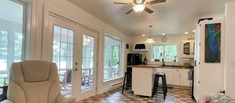 Corny Cottage | Escape to the Lake