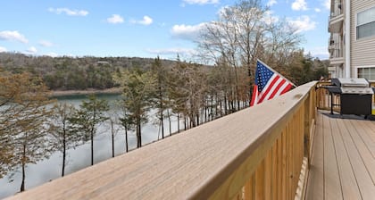 *Lake Dream*Full Remodel 2BR/2BA Lake Front&View!