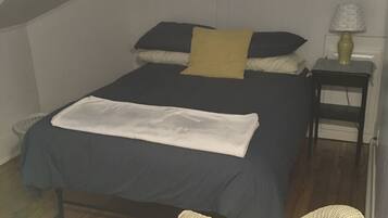 3 Schlafzimmer, Schreibtisch, Reisekinderbett, kostenloses WLAN