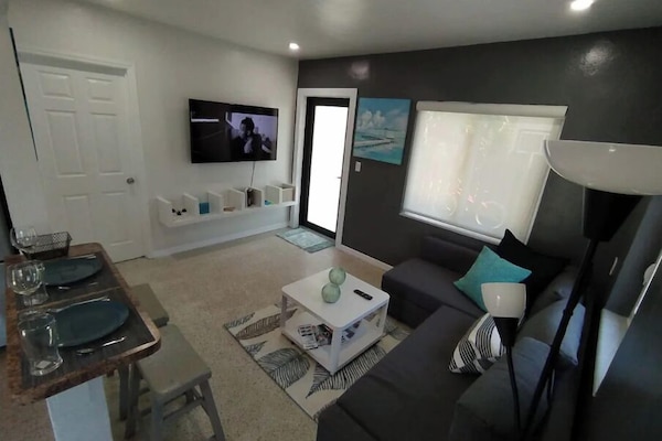 Smart-TV og stereoanlegg