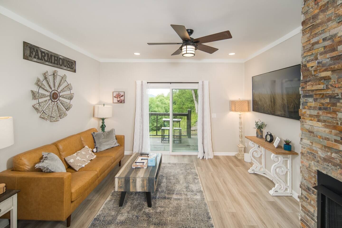 Téléviseur connecté, foyer